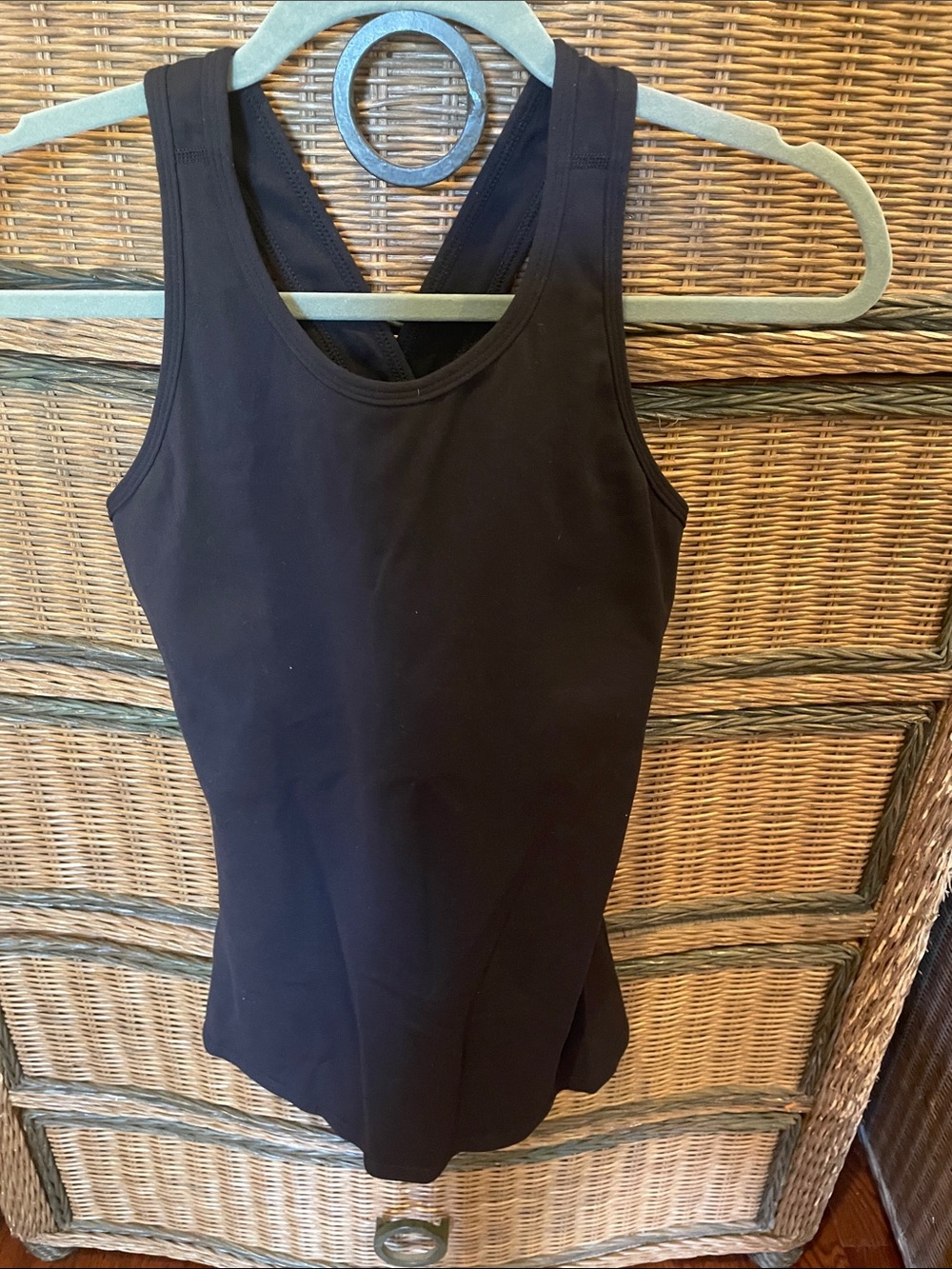 Montiel Black Activewear Tank Top